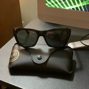 New ray ban wayfarers